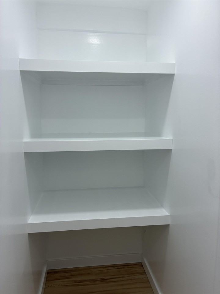 716 11th St #1 - Photo 7 of 37