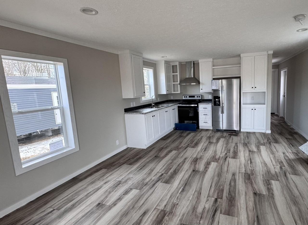 30 Lakeland Dr Unit 5 #5 - Photo 5 of 9