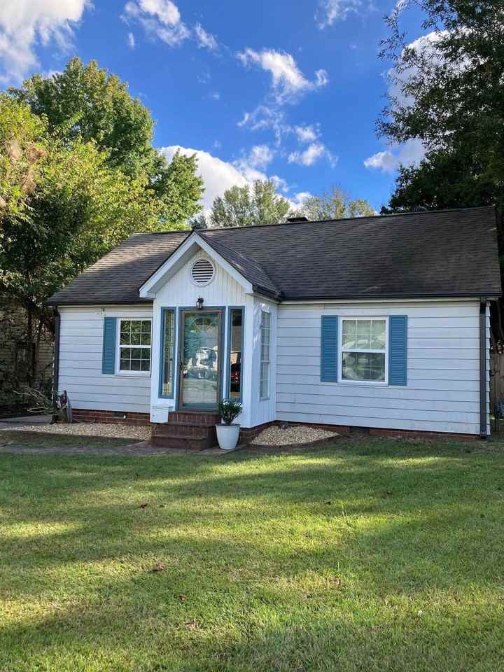 3815 Vanuys Rd - Photo 2 of 17