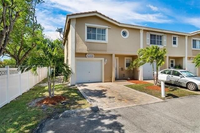 11633 Nw 23rd Ct #11633 - Photo 2 of 11