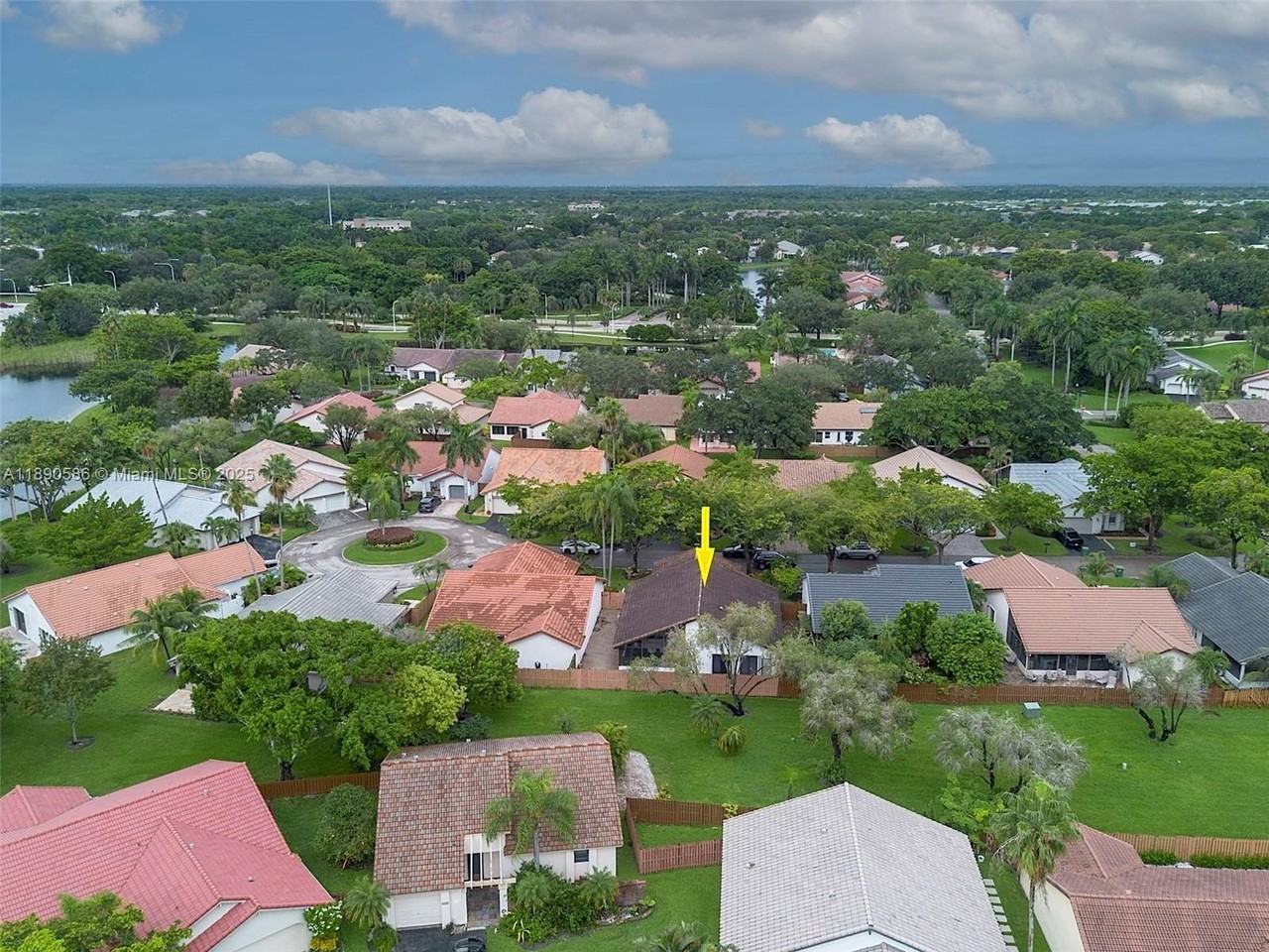 2330 Dover - Photo 6 of 46