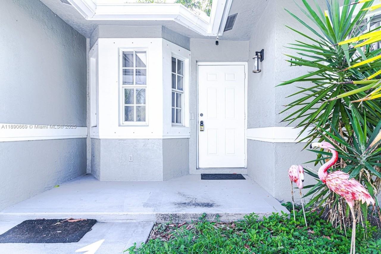 116 Nw 6th Ave - Photo 4 of 28