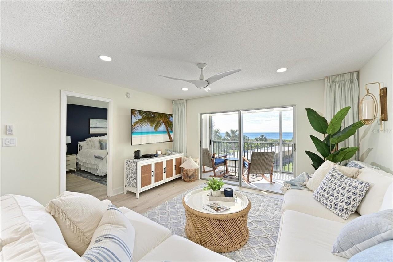 8630 Midnight Pass Rd #A303 - Photo 4 of 40