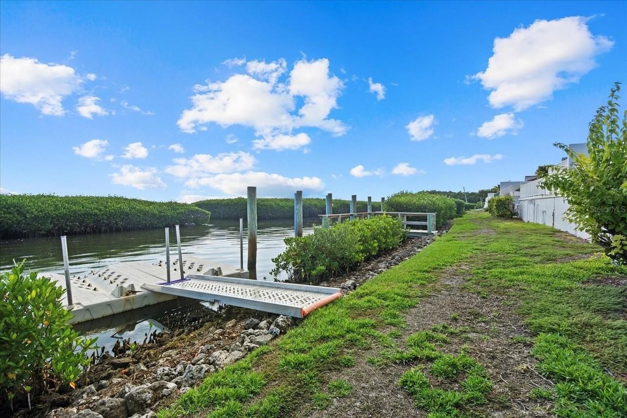 2254 Harbour Court Dr - Photo 6 of 50