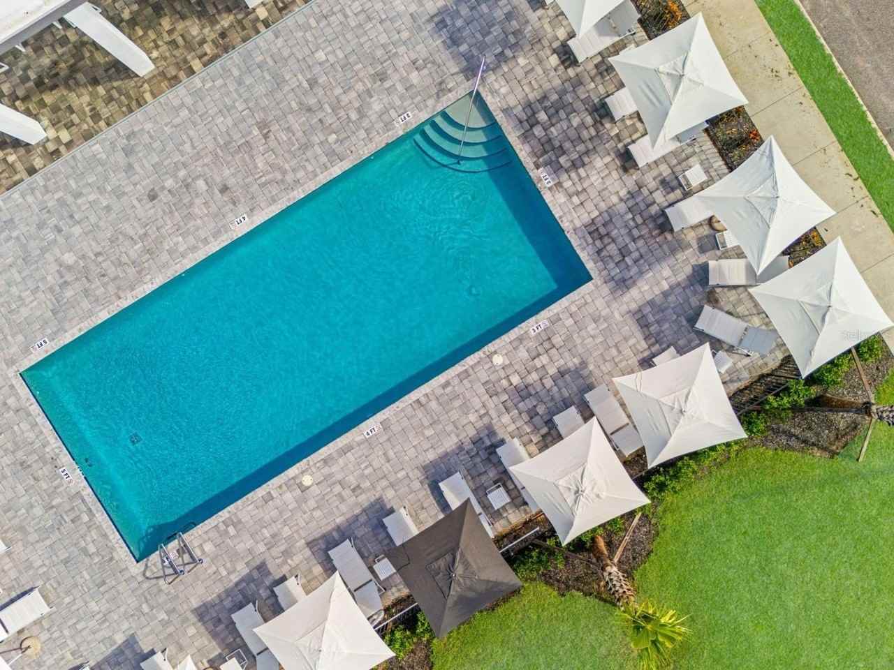 384 384 FAMAGUSTA DRIVE - Photo 3 of 50