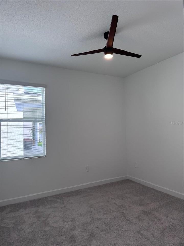 2513 Peace Of Mind Ave - Photo 6 of 11