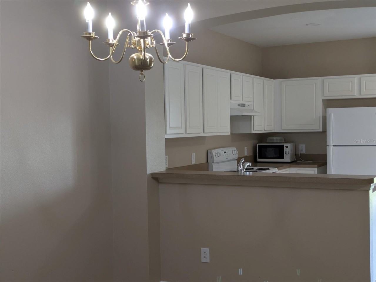 25403 Saddlehorn Way - Photo 4 of 18