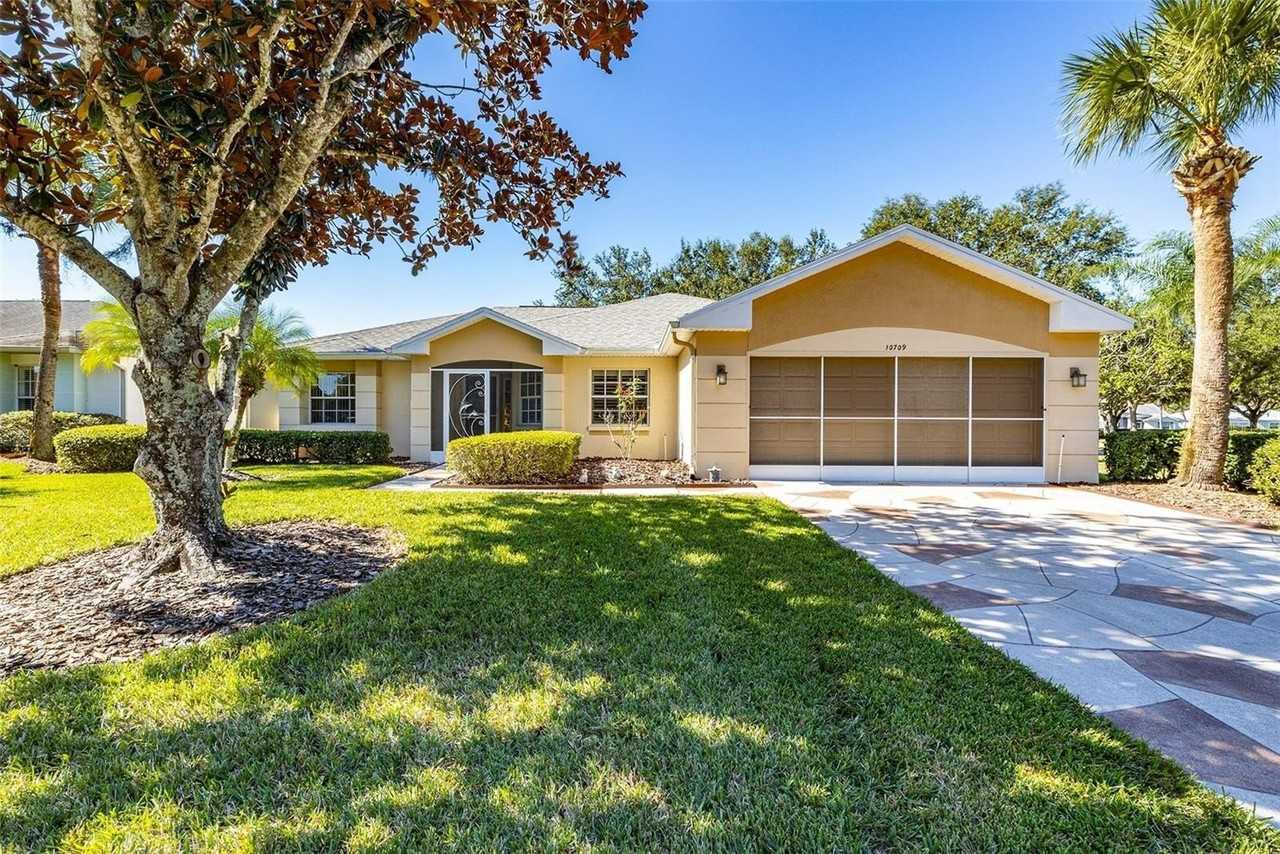 10709 Collar Dr - Photo 3 of 48