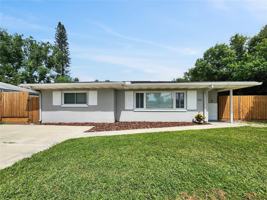 featured image of 1976 Drew Plz