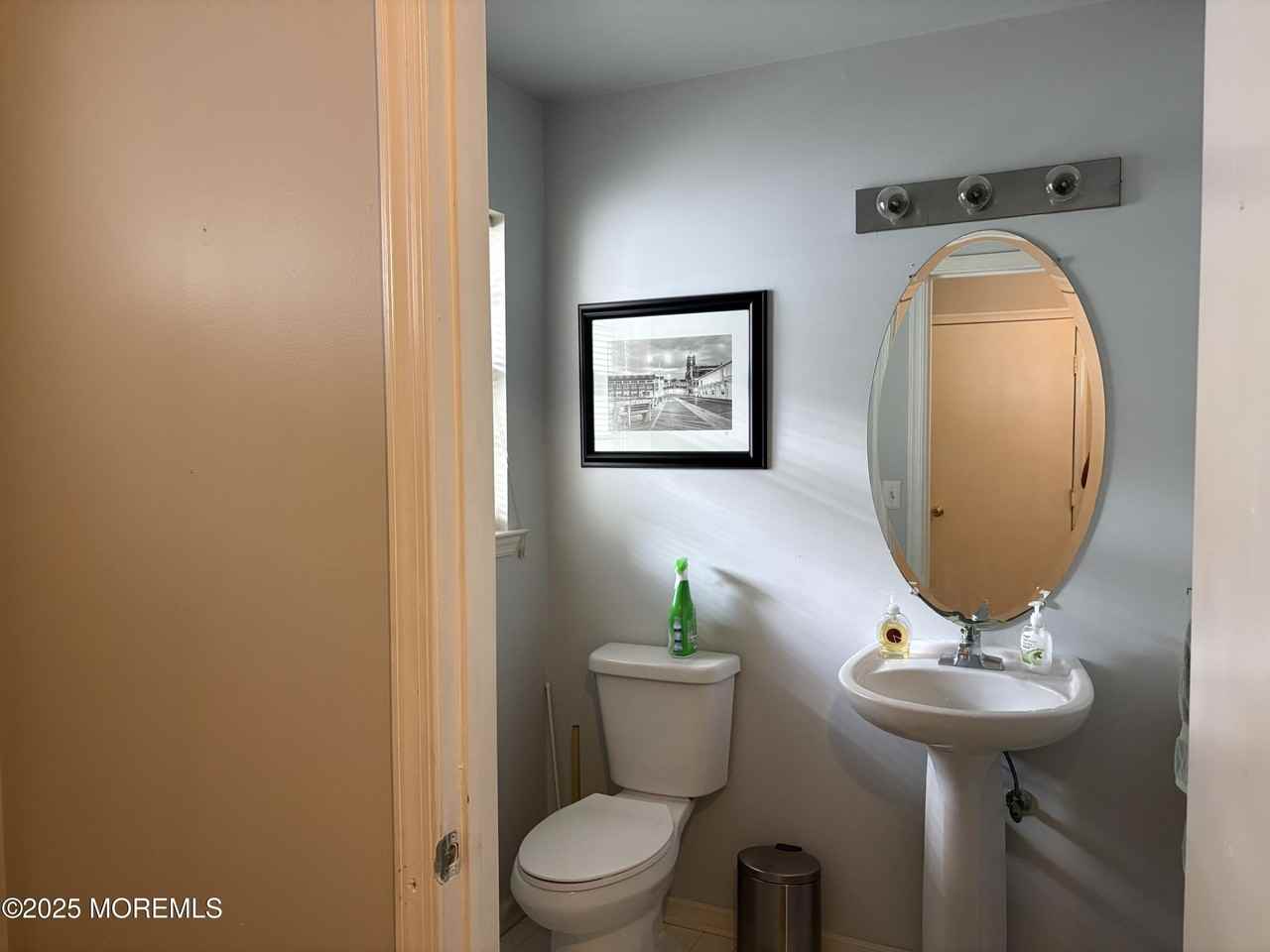 212 Frankfort Ave - Photo 5 of 23