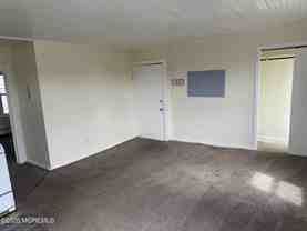 43 Webb Ave Apt D #D - Photo 1 of 1