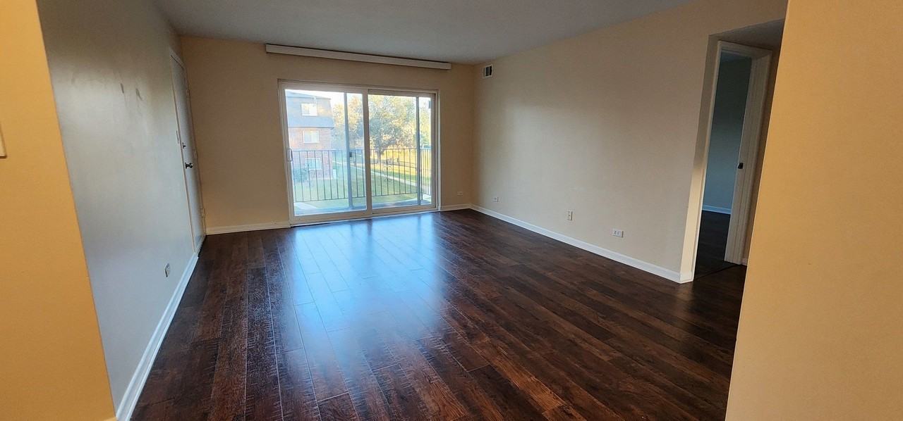 9461 Bay Colony Dr #2S - Photo 7 of 20