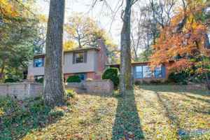 featured image of 1710 Montdale Rd Se