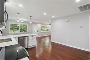 422 W 26th Ave - Photo 7 of 23