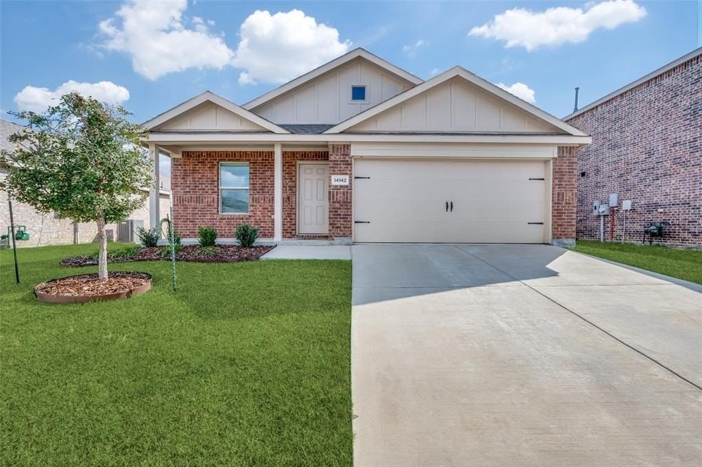 14142 Birch Farm Dr - Photo 2 of 15