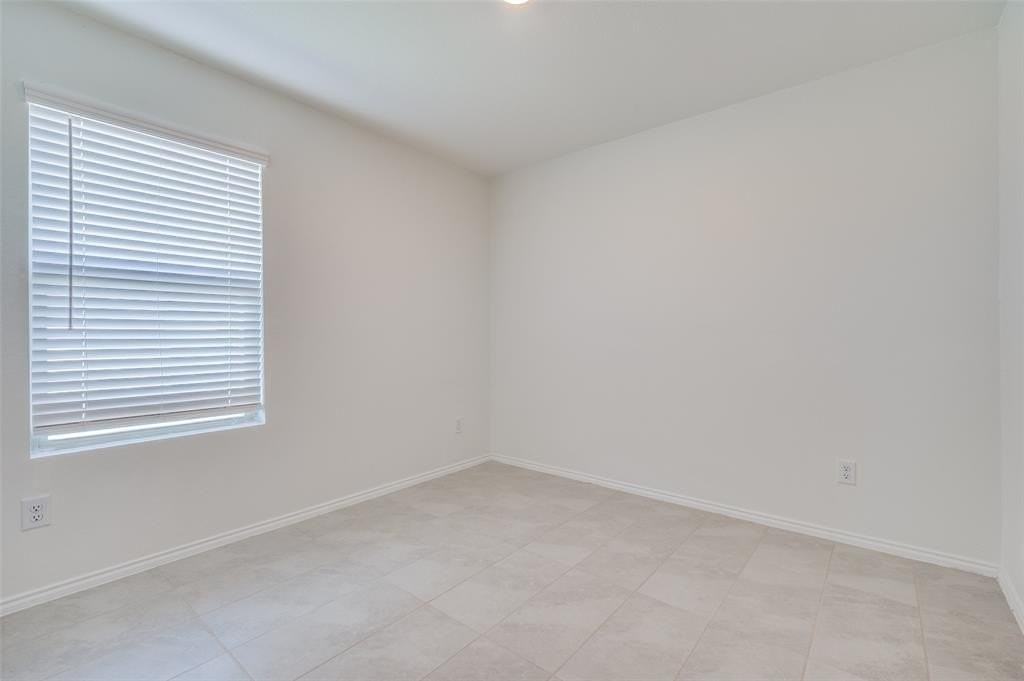 14142 Birch Farm Dr - Photo 6 of 15