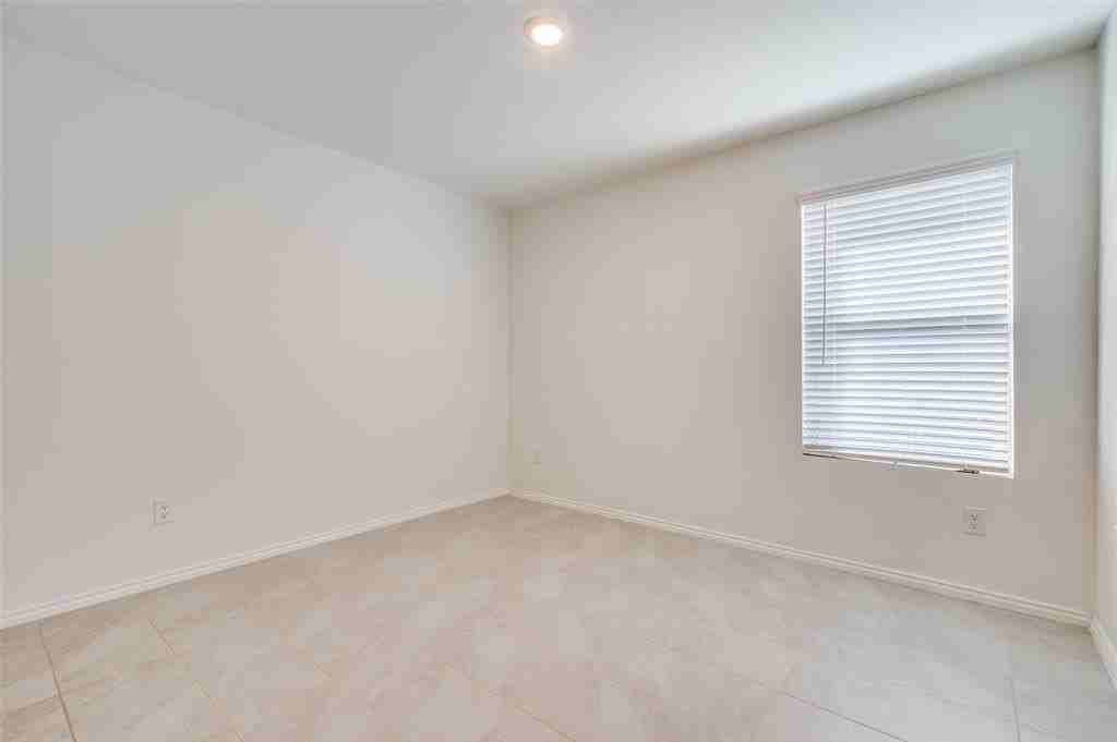 14142 Birch Farm Dr - Photo 7 of 15