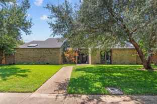 4304 Cobblers Ln - Photo 1 of 1