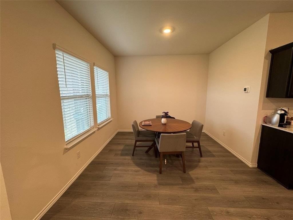 3328 Perman Drive - Photo 4 of 20