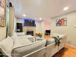 featured image of 877 Country Place Dr