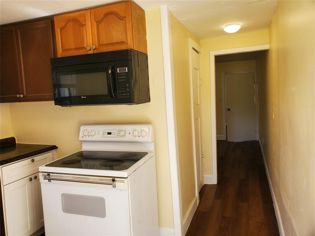 258 Adams Pl #2 - Photo 7 of 25