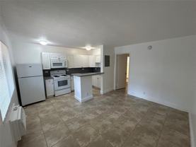 925 Ne 17th Ave #4 - Photo 1 of 1