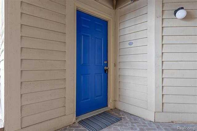 2620 Greenstone Blvd #1801 - Photo 5 of 30