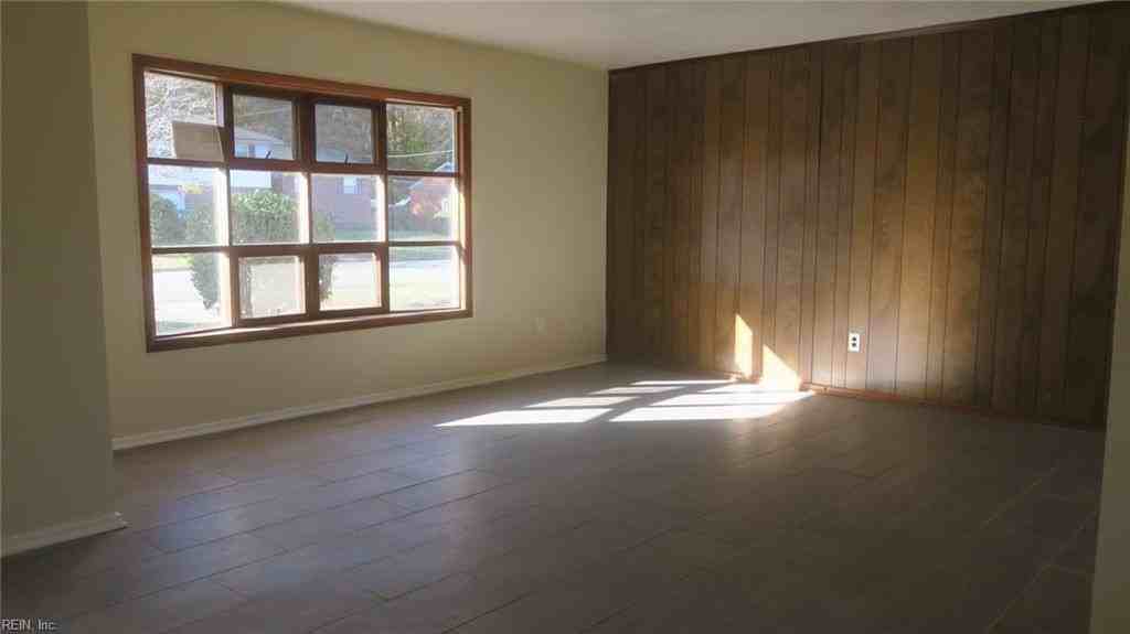 502 Catalpa Dr - Photo 7 of 20