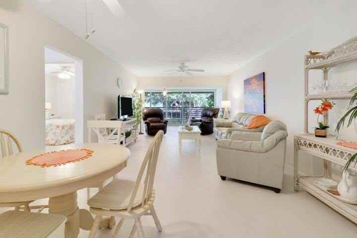 2 Westwood Ave #207G - Photo 4 of 25