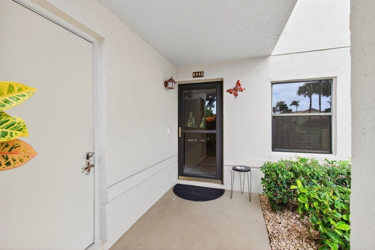 5945 Parkwalk Drive - Photo 4 of 49