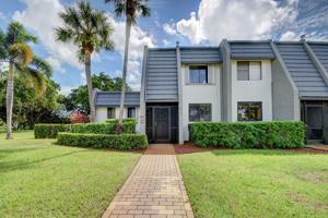 featured image of 4815 Esedra Ct
