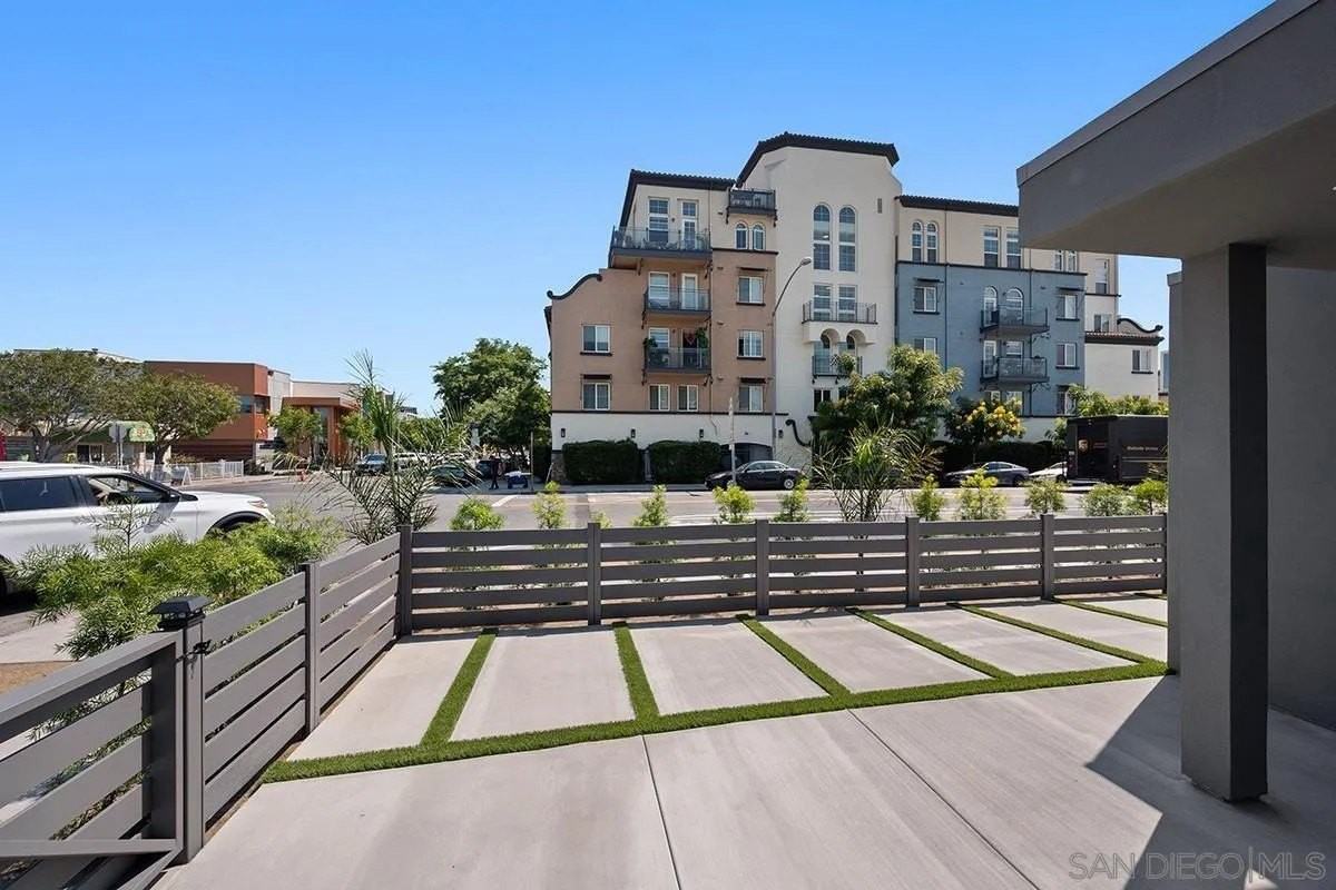 4004 Ohio St Apt 2 #2 - Photo 7 of 40