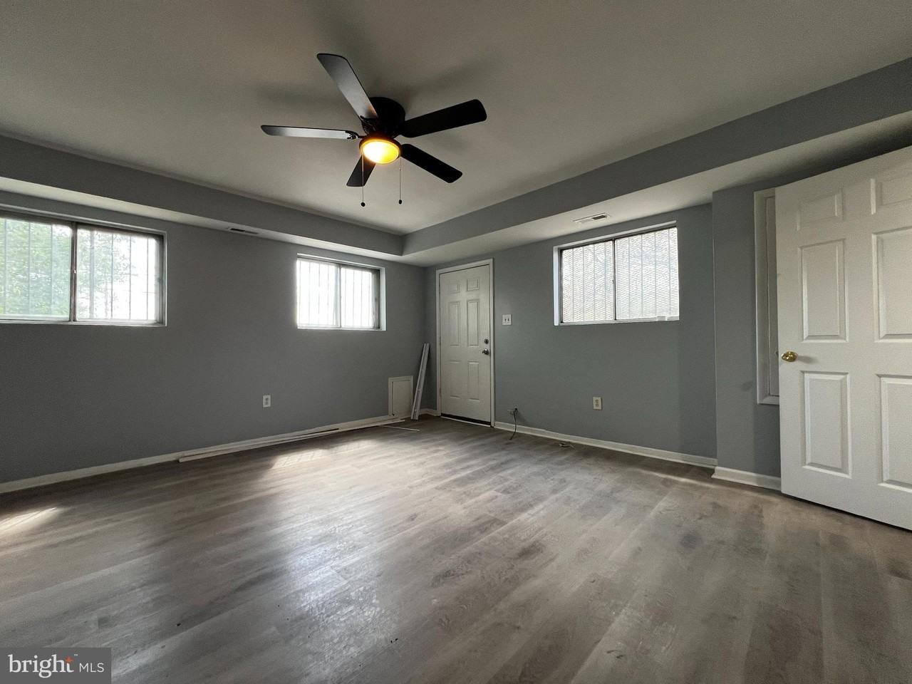 4930 Eads Pl Ne - Photo 2 of 23