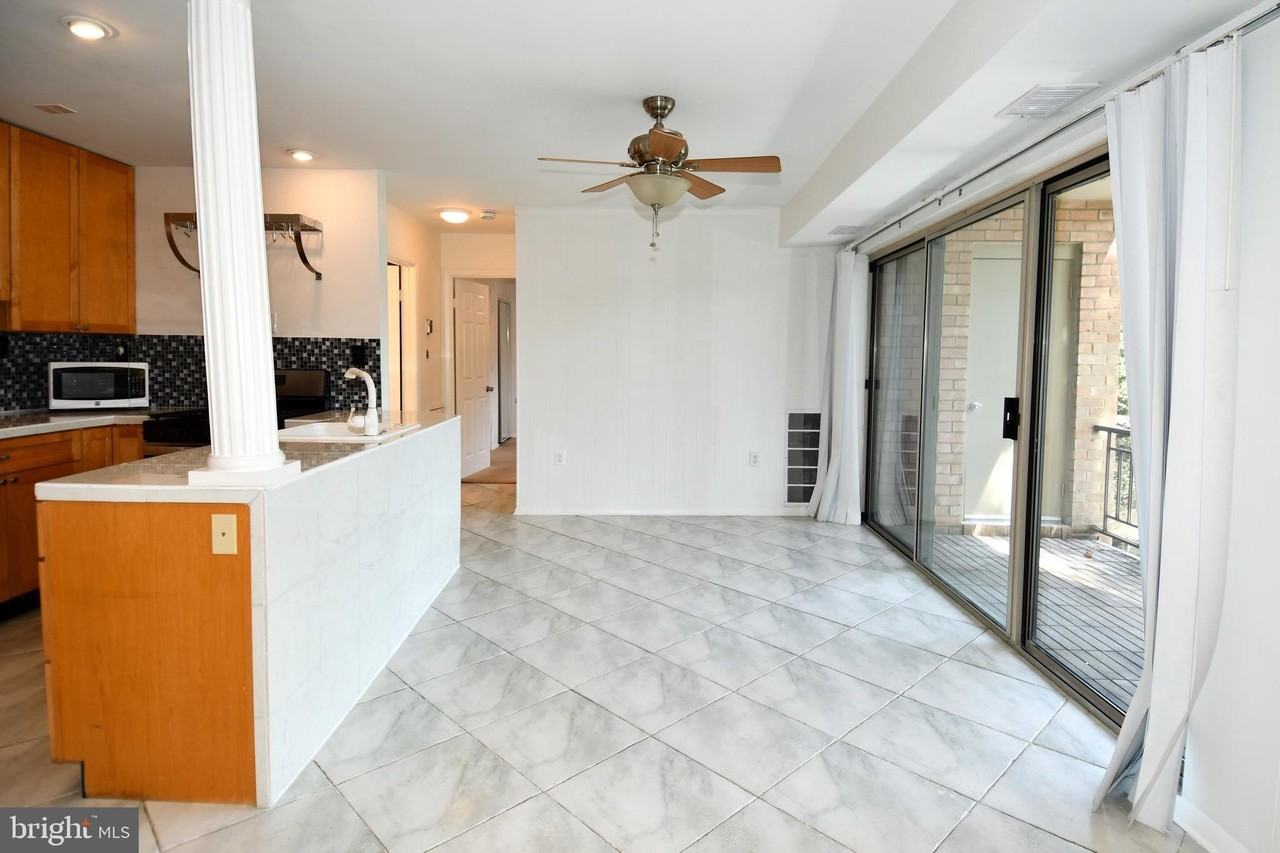 12415 Braxfield Ct Apt 15 #15 - Photo 6 of 41