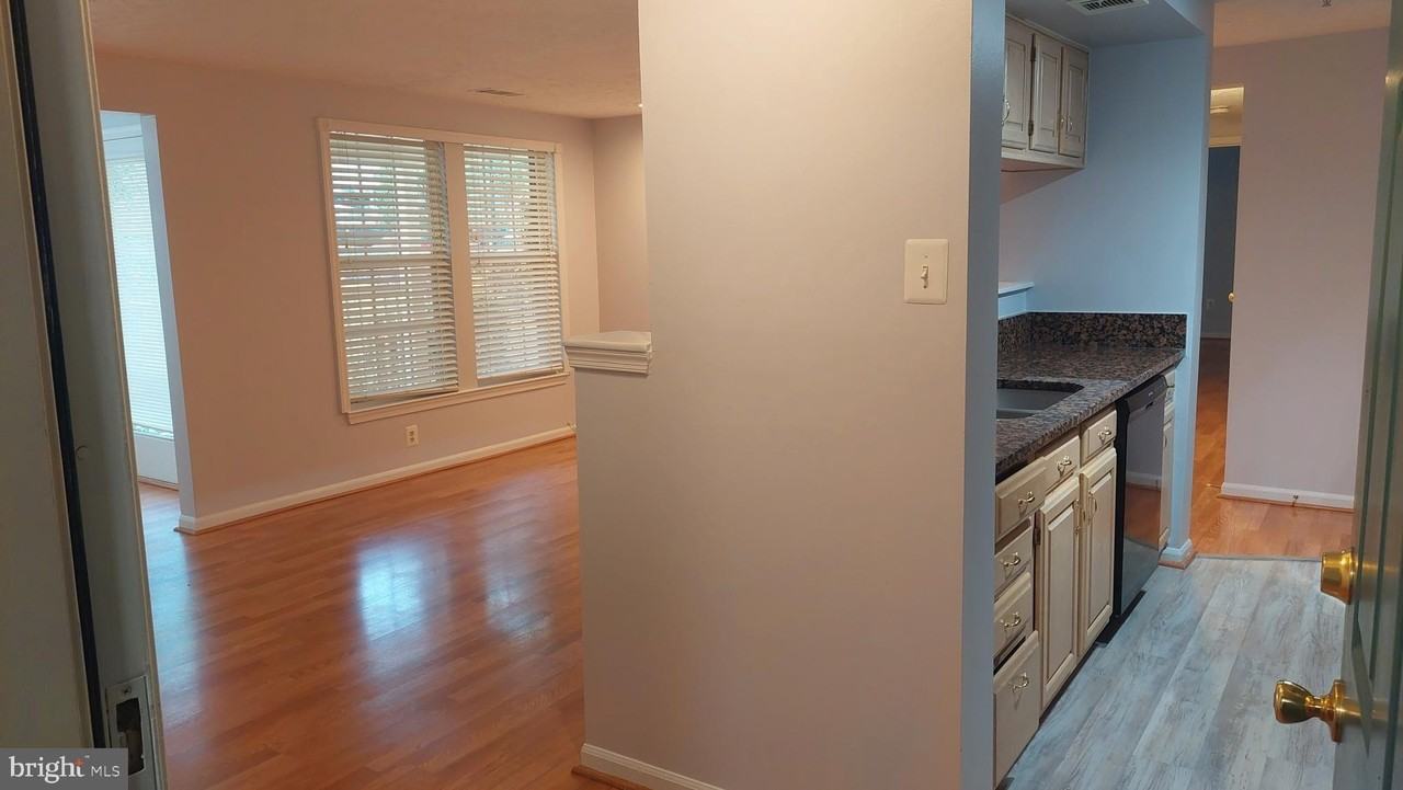 13107 Briarcliff Ter Unit 2-203 #2-203 - Photo 7 of 50