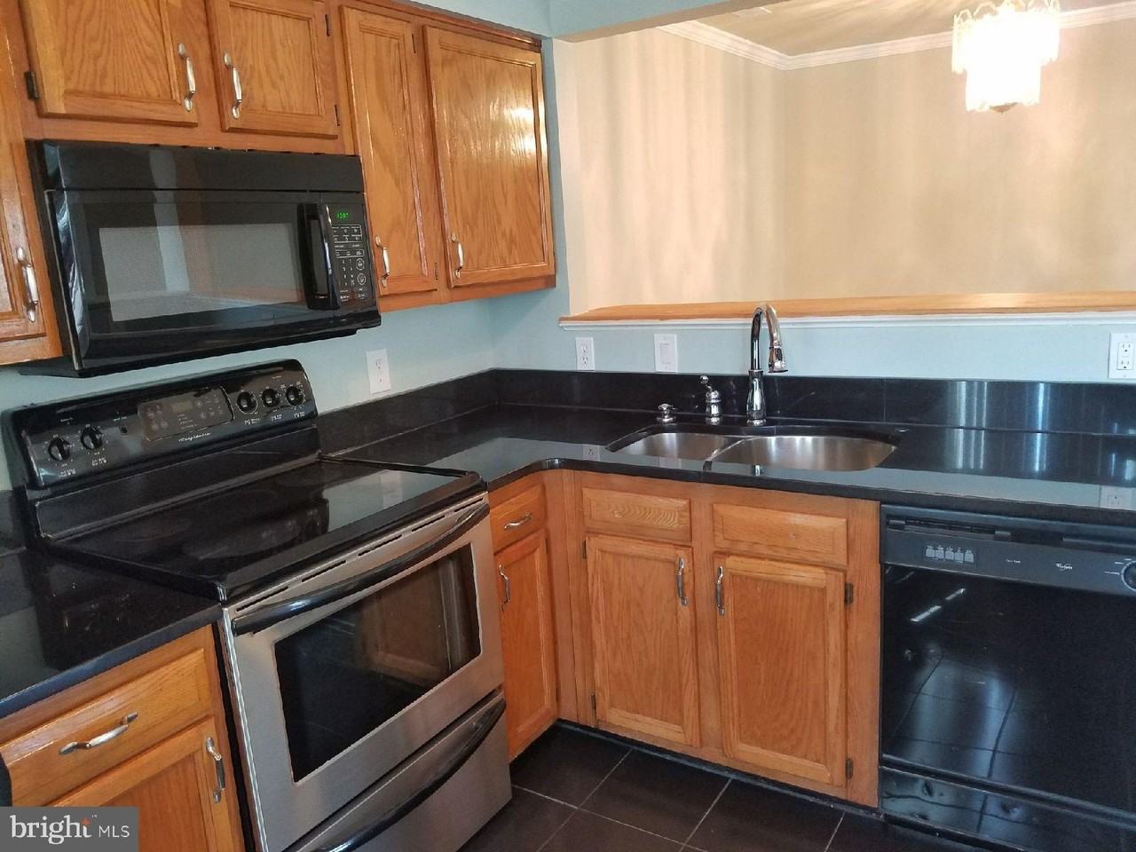 9377 Scarlet Oak Dr - Photo 2 of 14