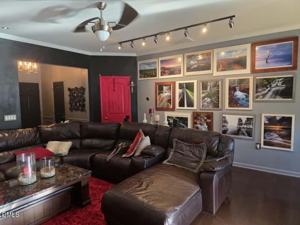 220 Olivet Loop - Photo 4 of 36