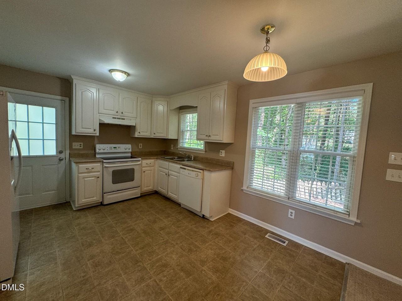 249 Walnut Creek Drive - Photo 6 of 15