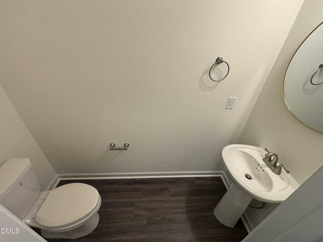 606 S Blackmon St - Photo 4 of 25