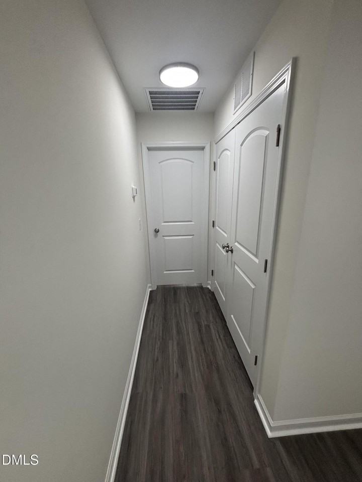 610 S Blackmon St - Photo 7 of 24