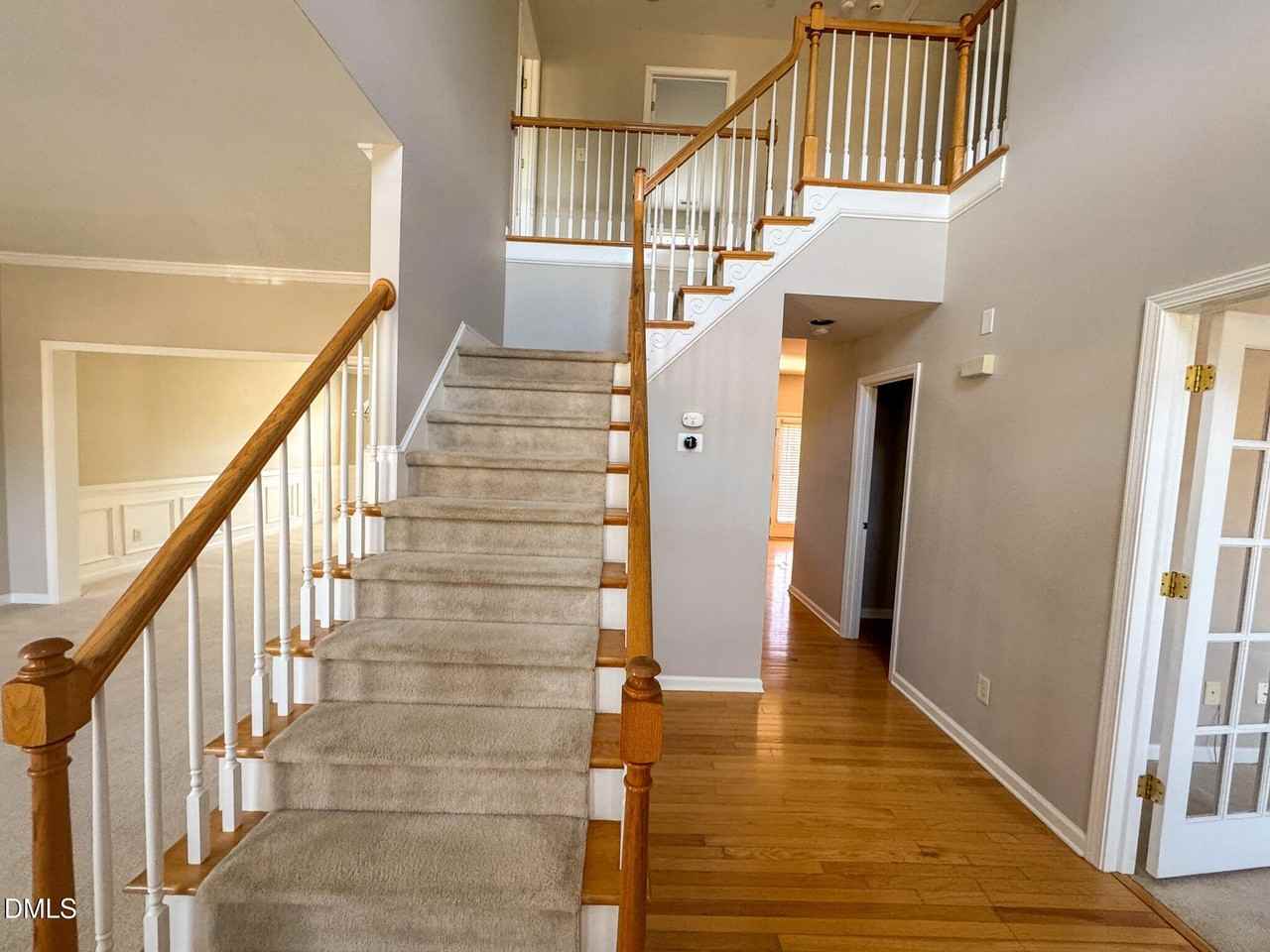 209 Oxcroft St - Photo 3 of 25