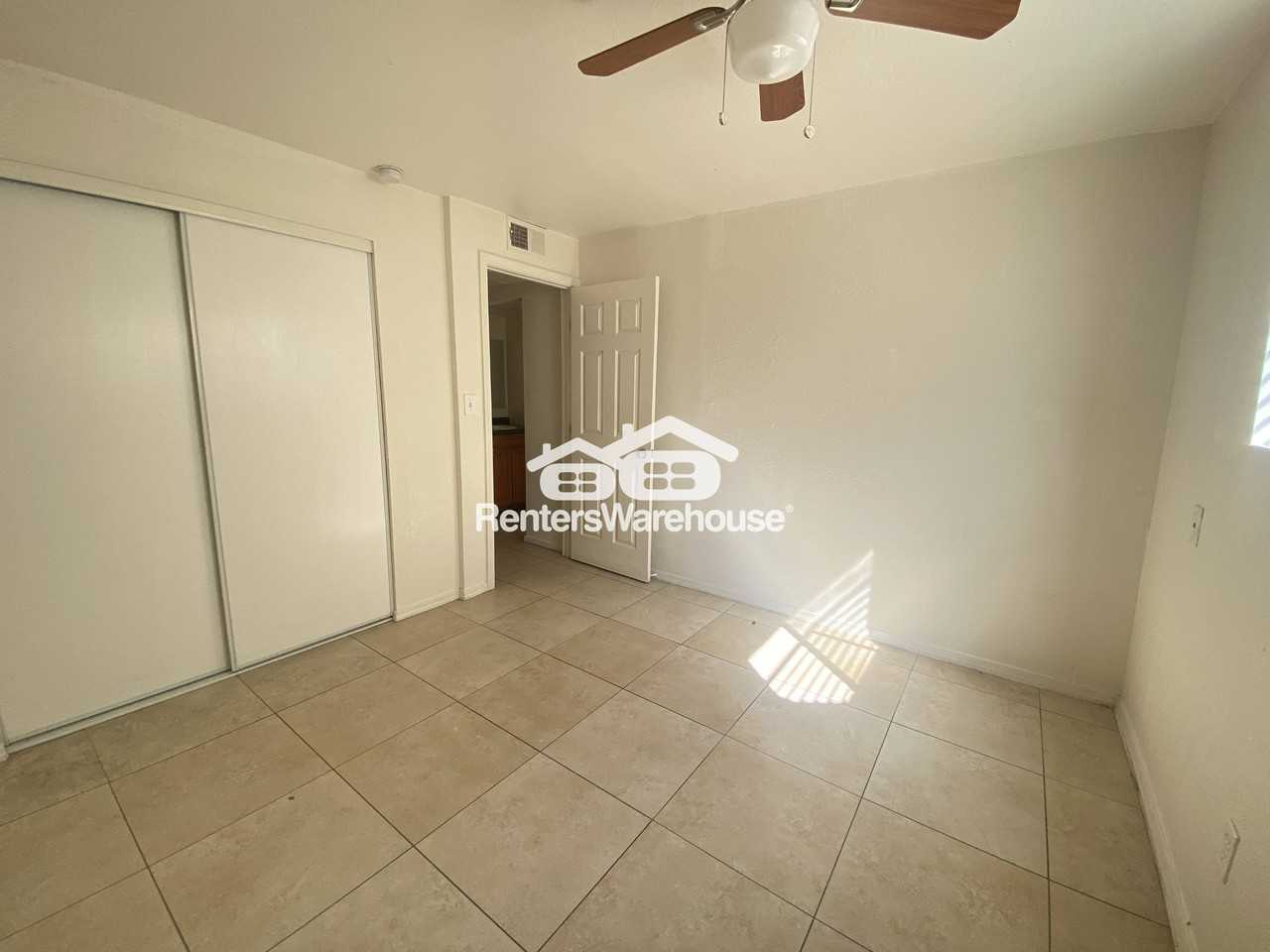 325 S Pioneer Unit 325l - Photo 4 of 9