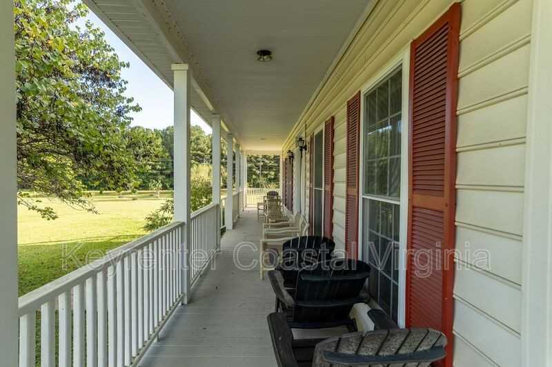 15470 Turner Dr. Smithfield Va - Photo 3 of 24