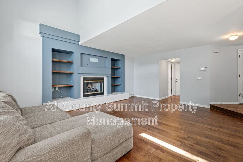 7290 S Pierson St - Photo 2 of 19