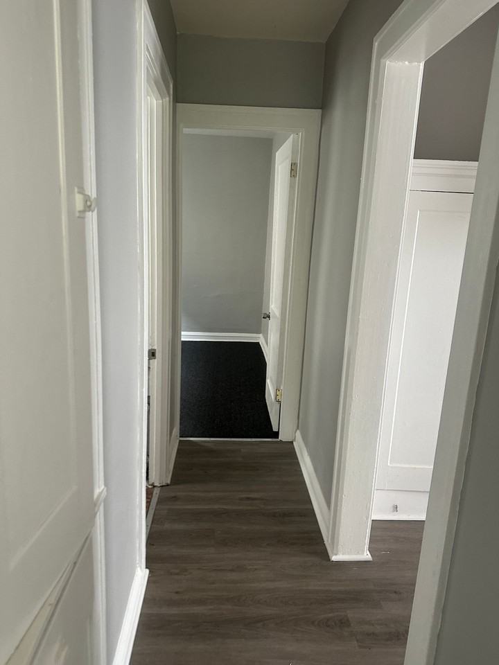 3643 E 146th - Photo 4 of 8