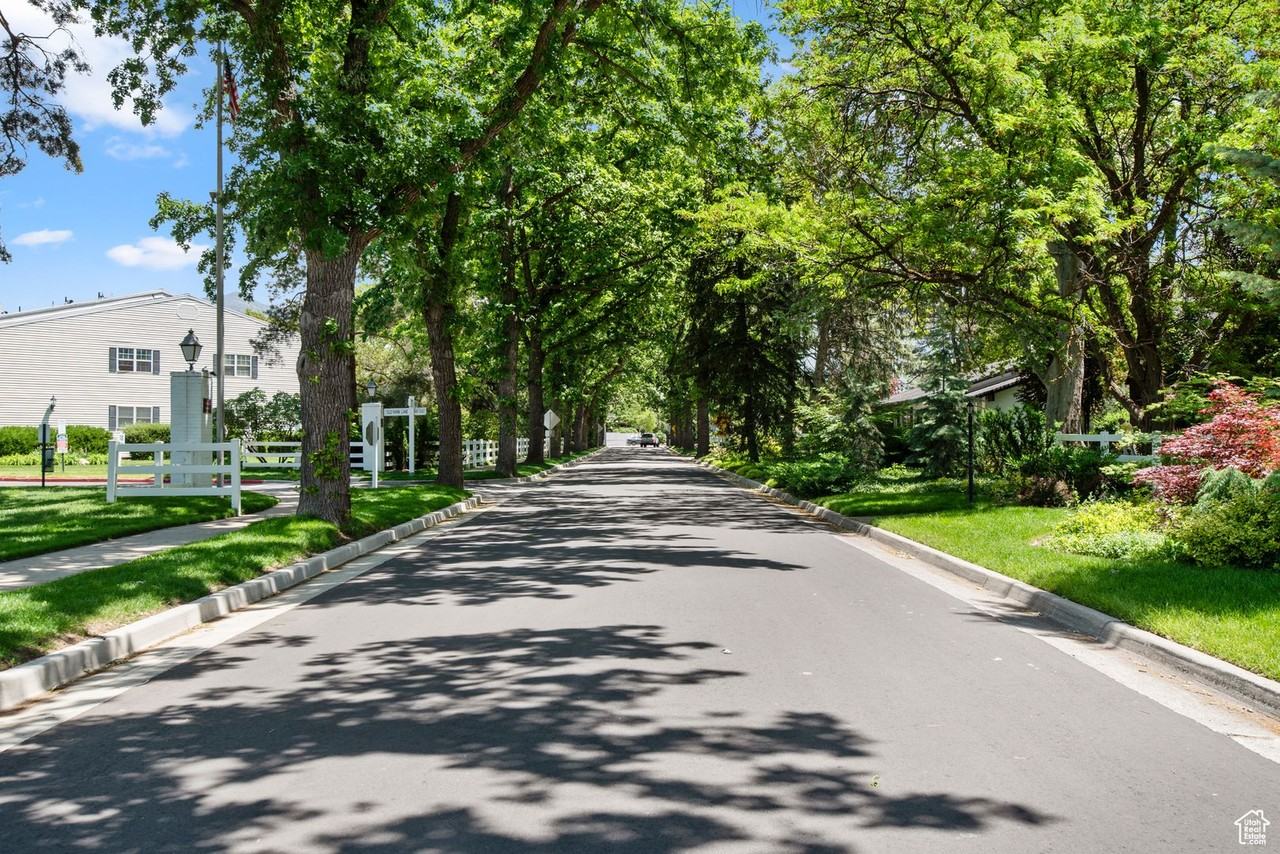 4108 S 670 E #D - Photo 3 of 35