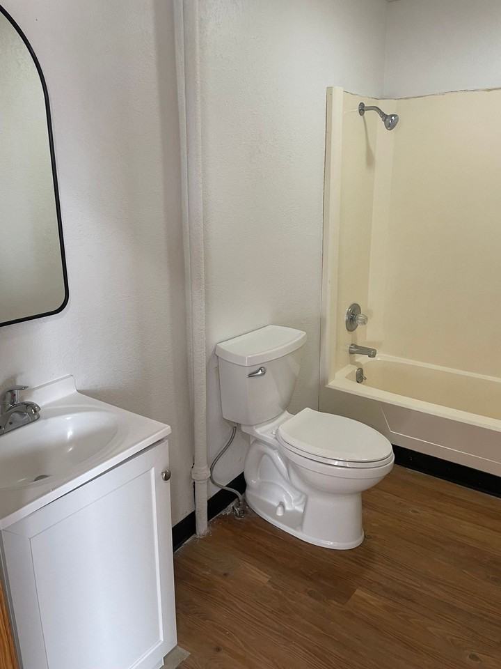 1109 Central, Renovated Historic Living! - Photo 6 of 18