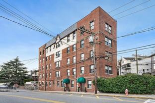 553 Undercliff Ave - Photo 1 of 1