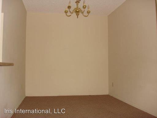 4261 Pershing Pointe Pl #4 - Photo 3 of 6