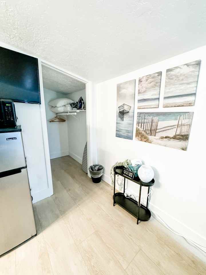 1376 W 600 S - Photo 5 of 7